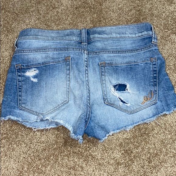 Express Jean shorts - Picture 3 of 6